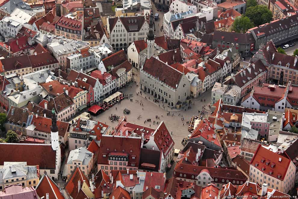 Tallinn Old town prof photo Author Andres Tarto